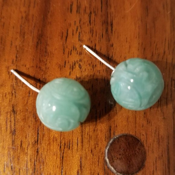 Green Dyed Jade Carved Ball Stud Earrings by R.H. Macy & Co. Fine Jewelry NWT - Picture 7 of 8